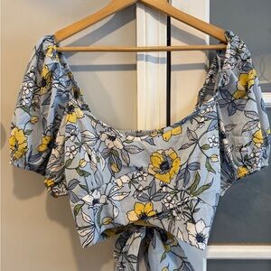 Floral Puff Sleeve Crop L